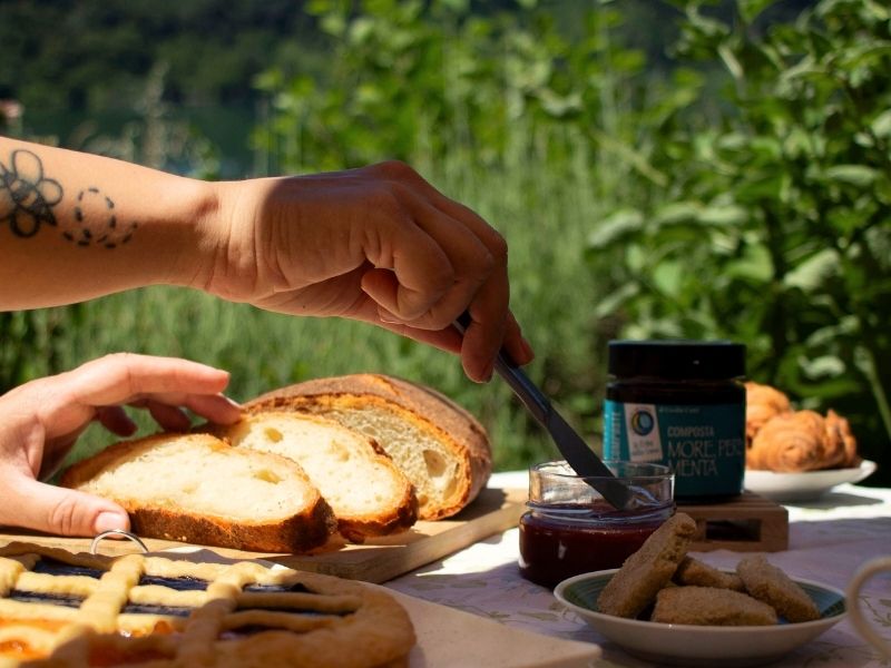 NOSTRI PRODOTTI 4 Dolci di azienda Erbe della Luna