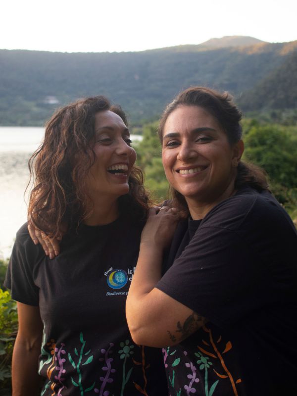 ERBE 2 Fernanda and Cecilia Erbe della luna
