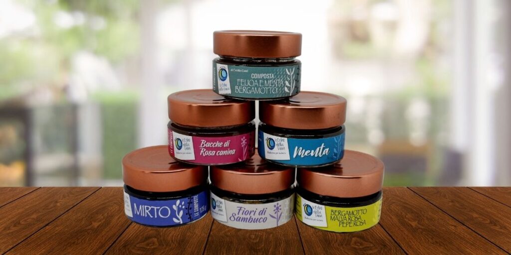 Le composte delle Erbe della Luna sul tavolo Cover image